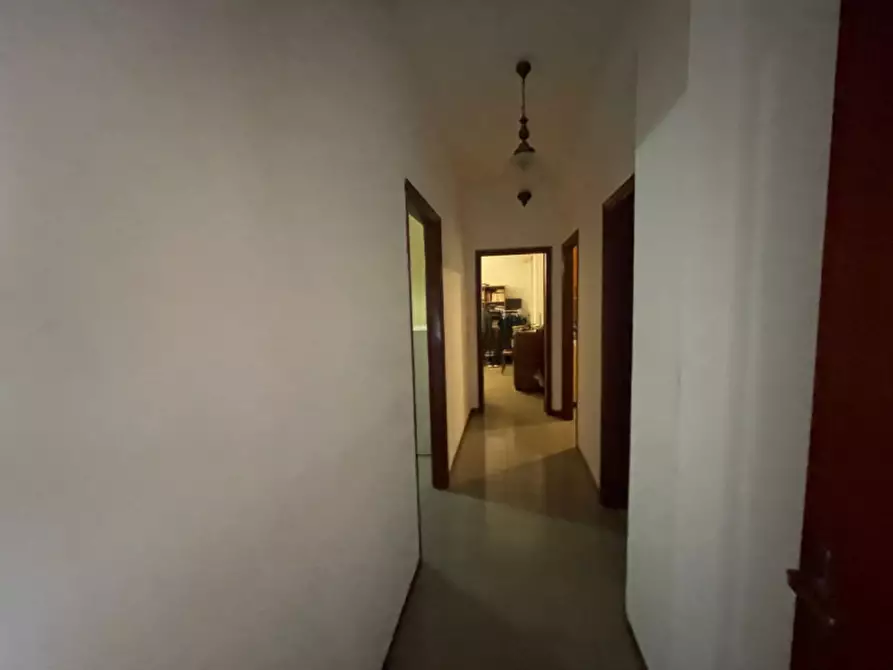 Immagine 12 di Appartamento in vendita  a Senigallia