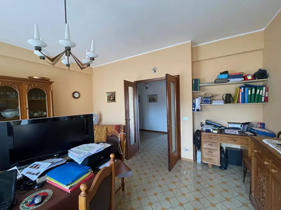 Immagine 14 di Appartamento in vendita  a Senigallia