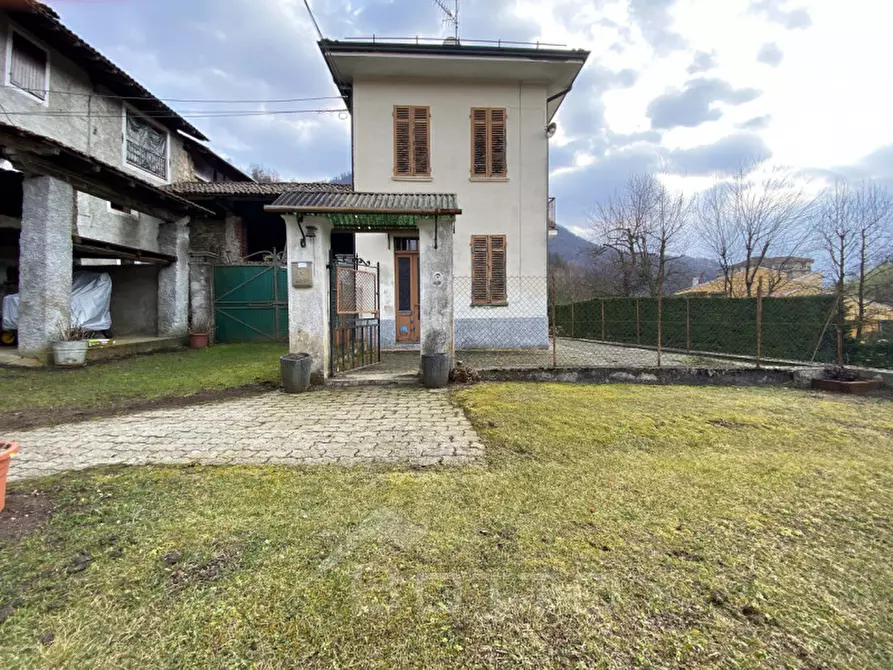 Immagine 1 di Casa indipendente in vendita  in Via Astabbia 14 a Valduggia