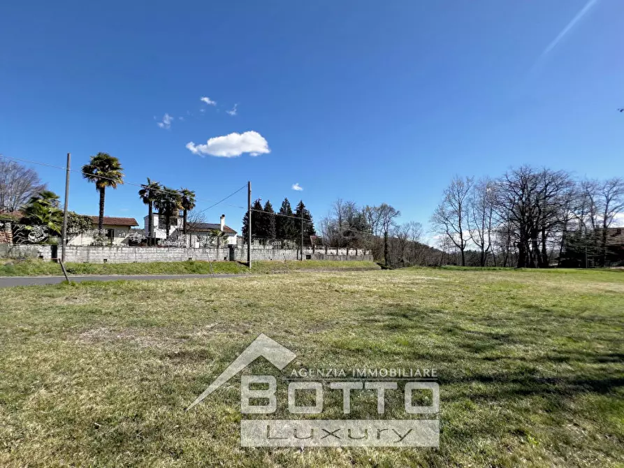 Immagine 11 di Terreno in vendita  in Via Giorla a Ameno