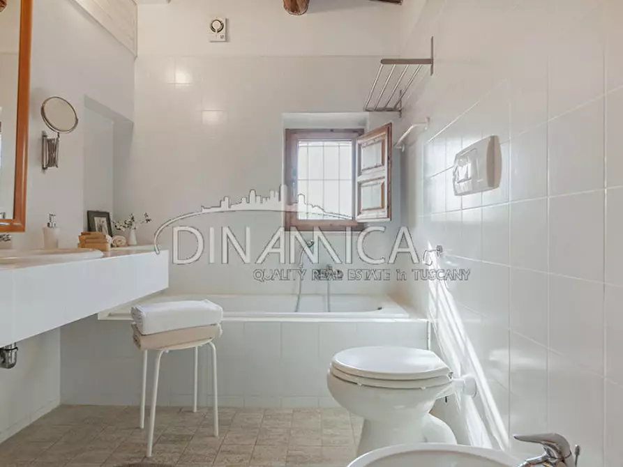 Immagine 35 di Agriturismo in vendita  a Pomarance