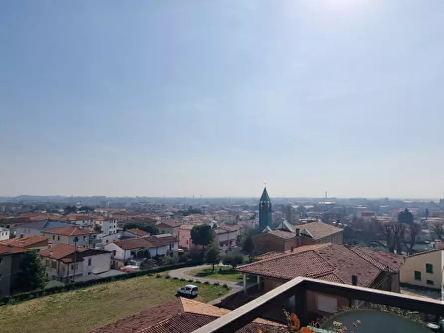 Immagine 24 di Appartamento in vendita  in via Europa a Este