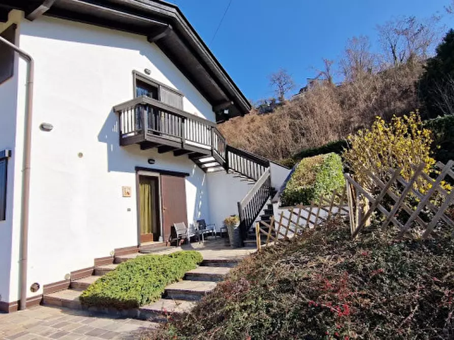 Immagine 6 di Villa in vendita  in via falzolgher a Trento