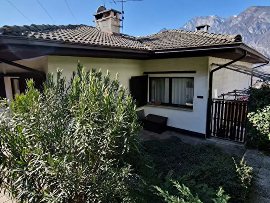 Immagine 8 di Villa in vendita  in via falzolgher a Trento