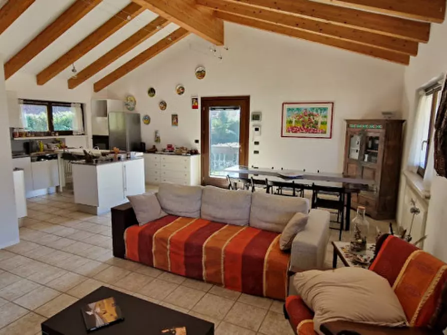 Immagine 9 di Villa in vendita  in via falzolgher a Trento