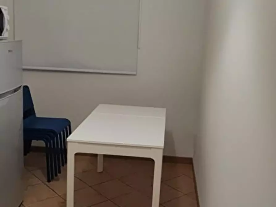 Immagine 7 di Camera in affitto  a Ponte San Nicolò