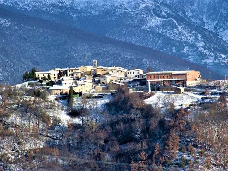 Immagine 1 di Terreno in vendita  in Località Montaglioni, N. snc a Preci