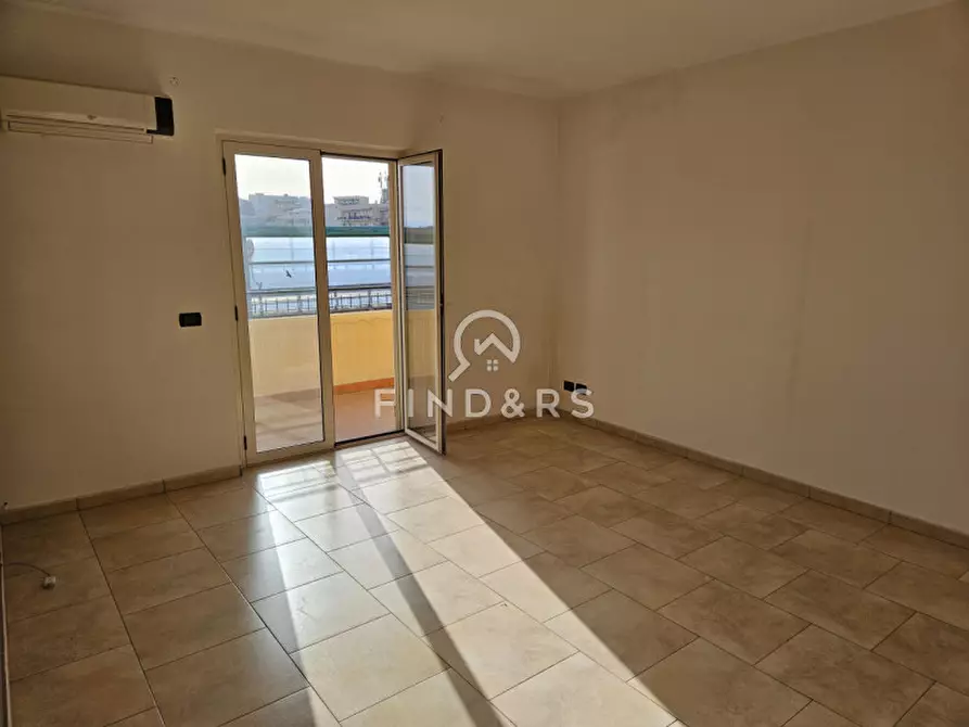 Immagine 1 di Appartamento in vendita  in Vico Andiloro 38 a Reggio Di Calabria