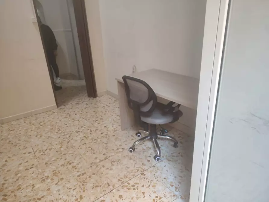 Immagine 8 di Appartamento in affitto  in vico Rotto Carbonara 4 a Napoli