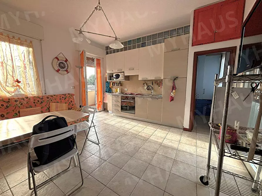 Immagine 2 di Appartamento in vendita  in Via Antonio Canova 32 a Cesenatico