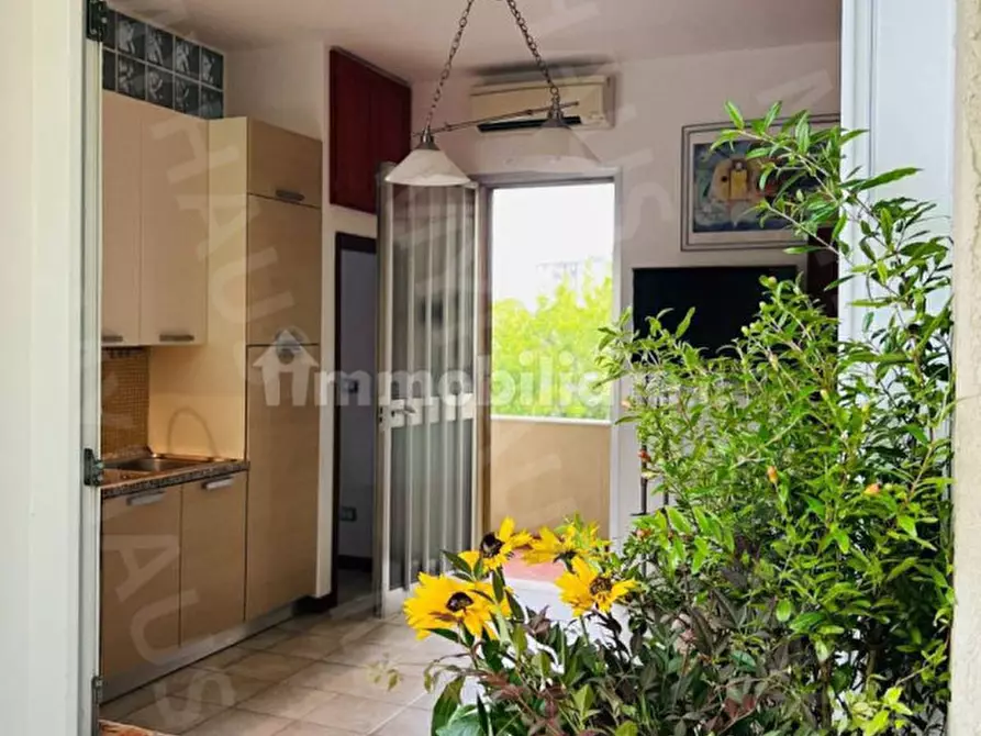 Immagine 7 di Appartamento in vendita  in Via Antonio Canova 32 a Cesenatico