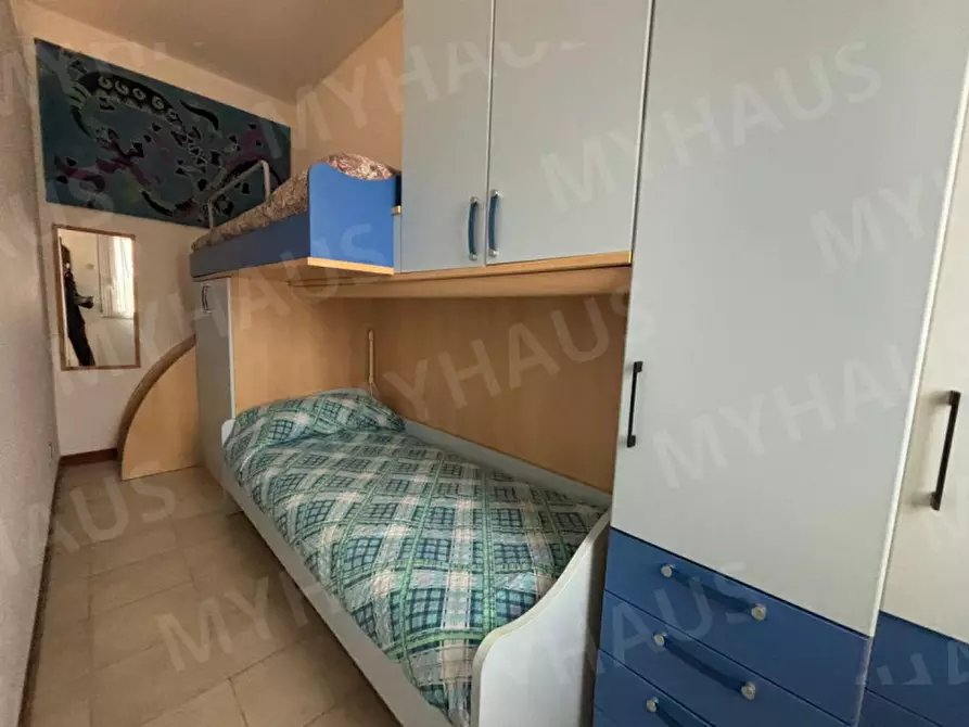 Immagine 16 di Appartamento in vendita  in Via Antonio Canova 32 a Cesenatico