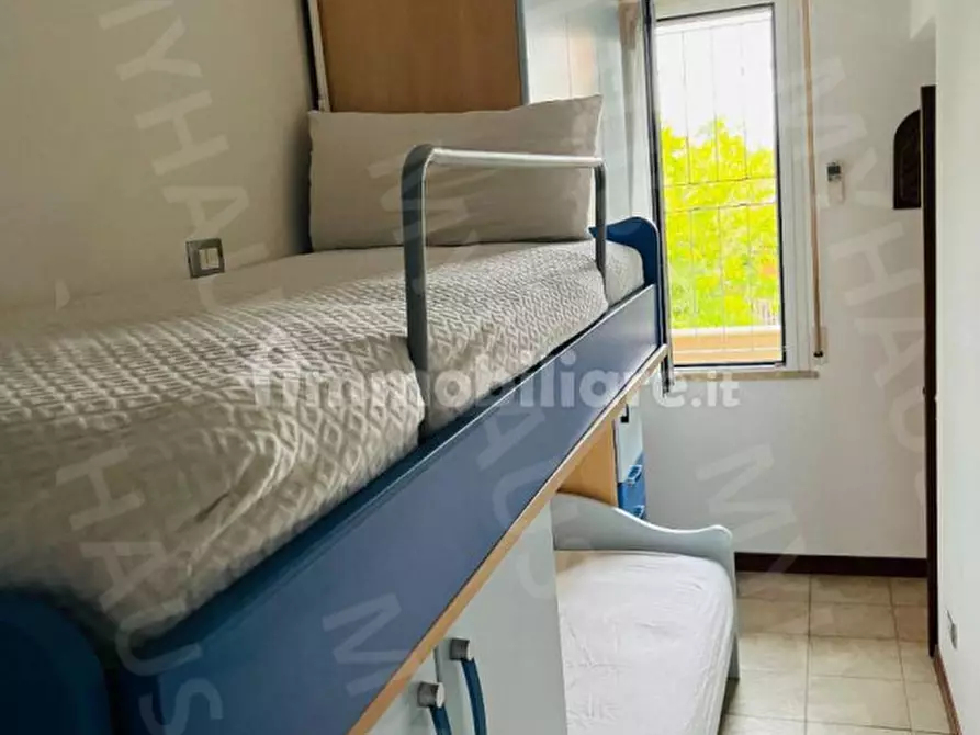 Immagine 18 di Appartamento in vendita  in Via Antonio Canova 32 a Cesenatico