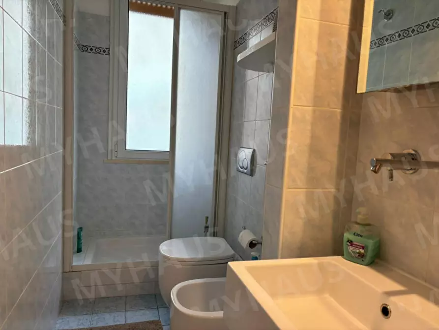 Immagine 19 di Appartamento in vendita  in Via Antonio Canova 32 a Cesenatico