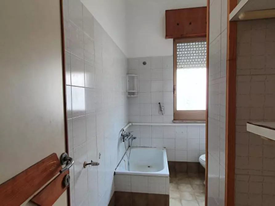 Immagine 14 di Appartamento in vendita  a Matino