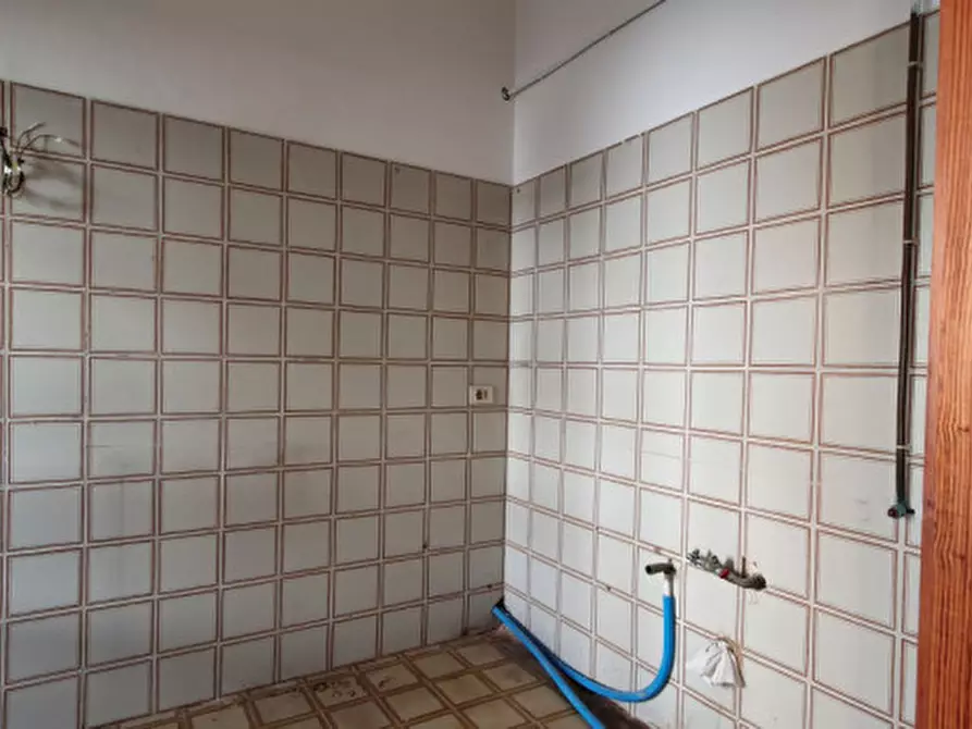 Immagine 16 di Appartamento in vendita  a Matino