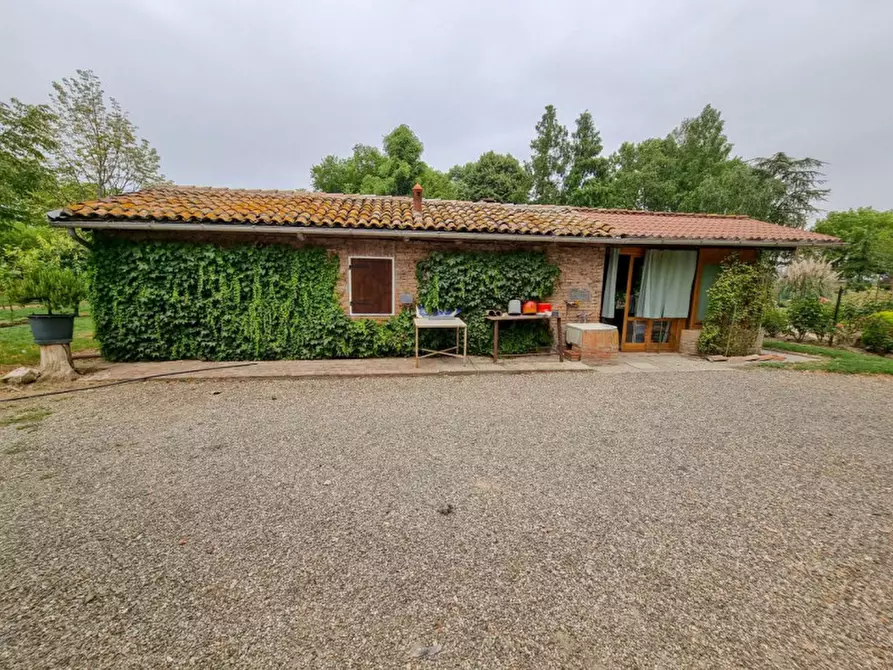 Immagine 37 di Rustico / casale in vendita  in Altedo a Malalbergo