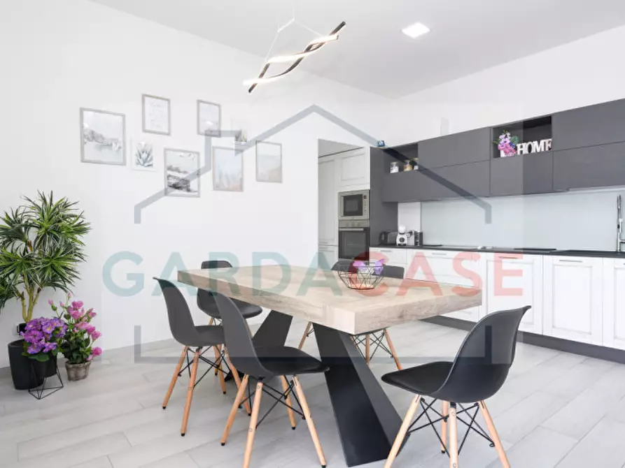 Immagine 13 di Appartamento in vendita  in VIA DEL PILANDRO a Desenzano Del Garda