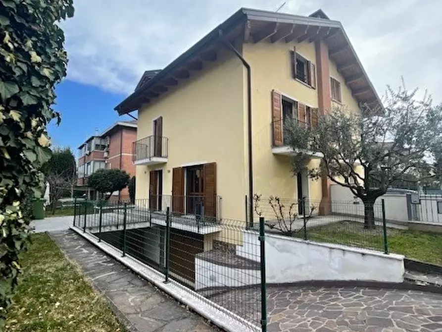 Immagine 1 di Casa bifamiliare in vendita  a Vigonza