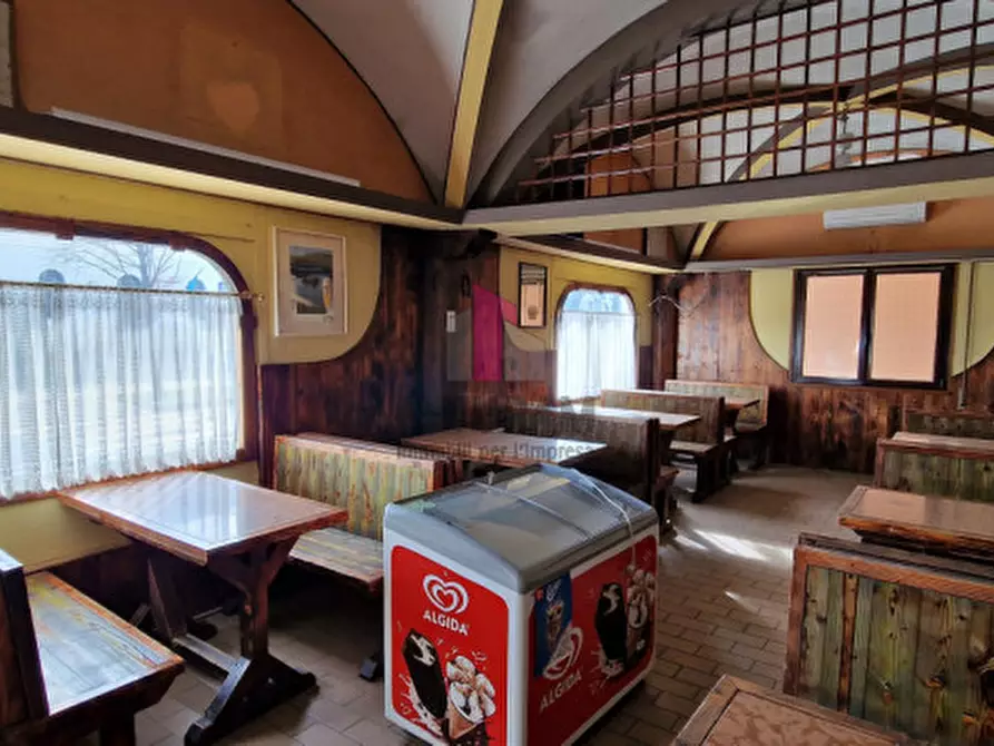 Immagine 6 di Negozio in affitto  in VIA ROMA a Carmignano Di Brenta