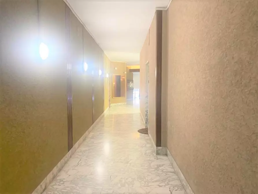 Immagine 16 di Appartamento in vendita  in VIA LUCHINO DAL VERME a Roma