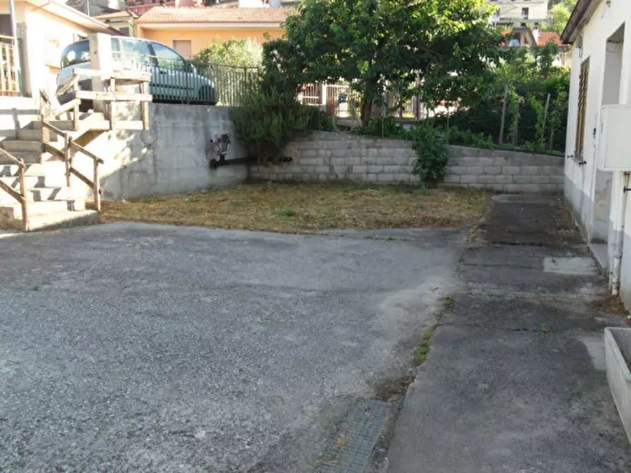 Immagine 2 di Casa indipendente in vendita  a Paternò