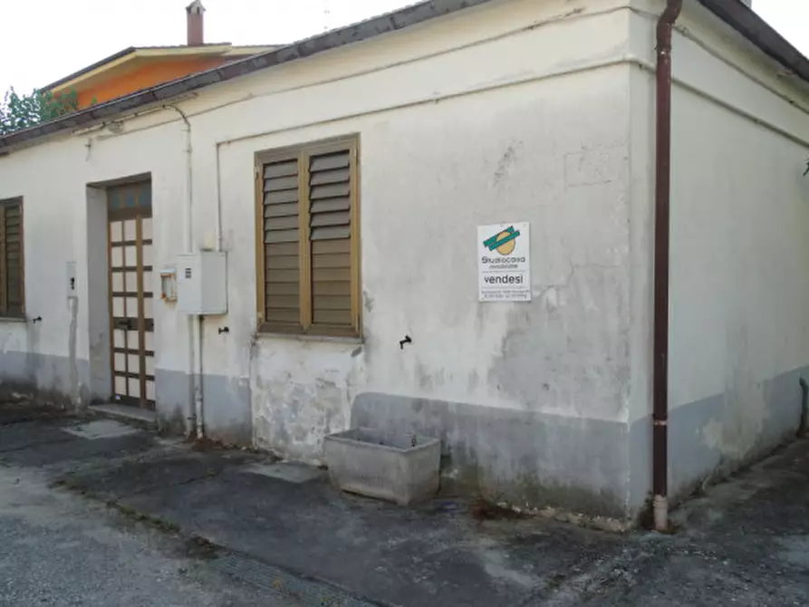 Immagine 5 di Casa indipendente in vendita  a Paternò