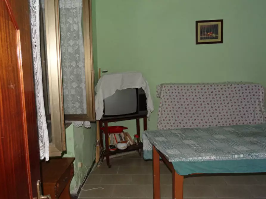 Immagine 14 di Casa indipendente in vendita  a Paternò