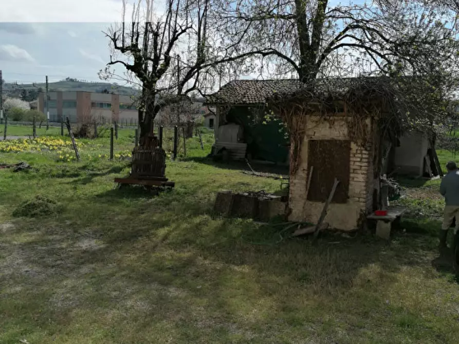 Immagine 42 di Rustico / casale in vendita  in via Emilia a Casteggio