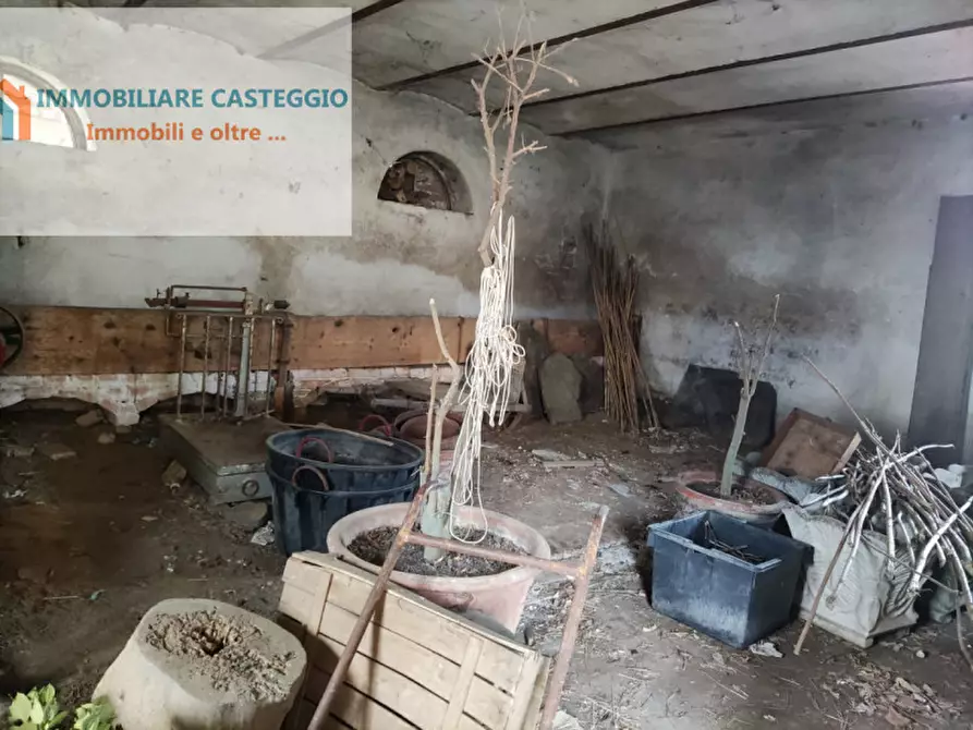 Immagine 44 di Rustico / casale in vendita  in via Emilia a Casteggio