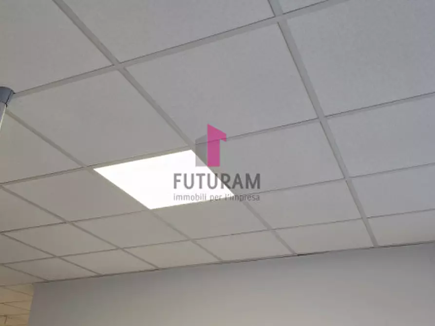 Immagine 6 di Ufficio in affitto  in Via della scienza a Dueville