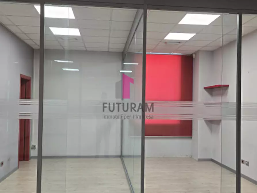 Immagine 11 di Ufficio in affitto  in Via della scienza a Dueville