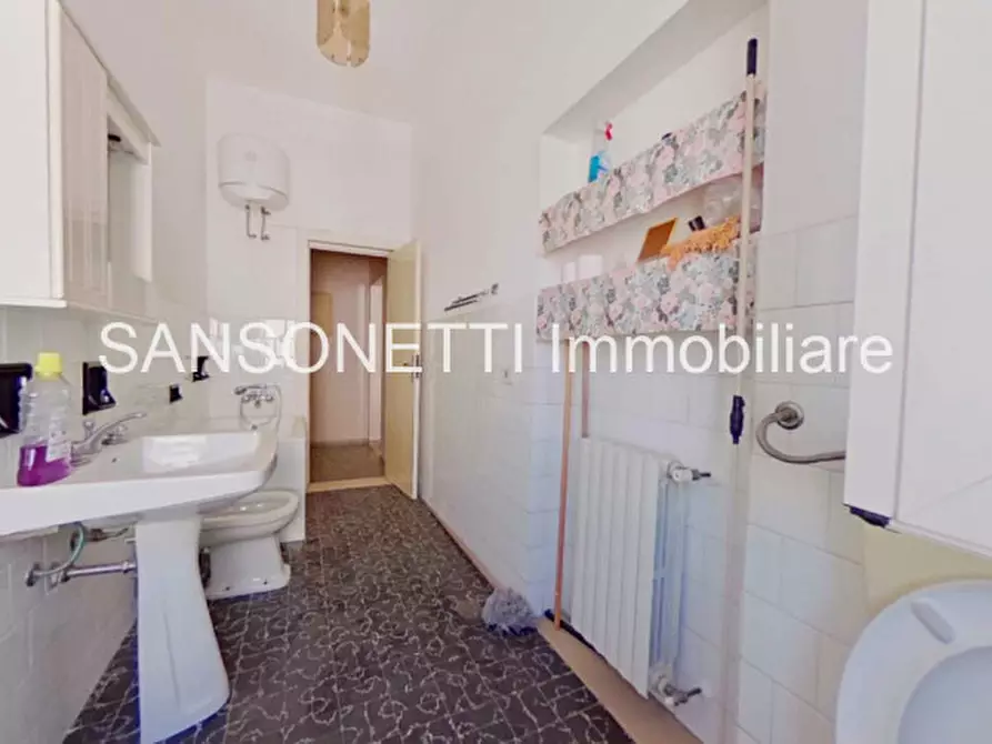 Immagine 12 di Appartamento in vendita  a Cisternino