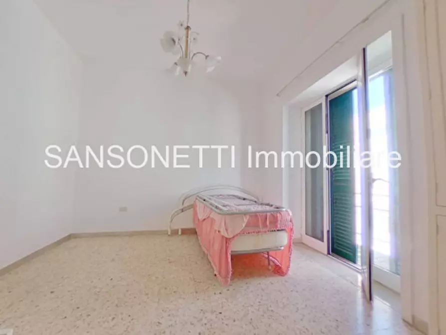 Immagine 17 di Appartamento in vendita  a Cisternino