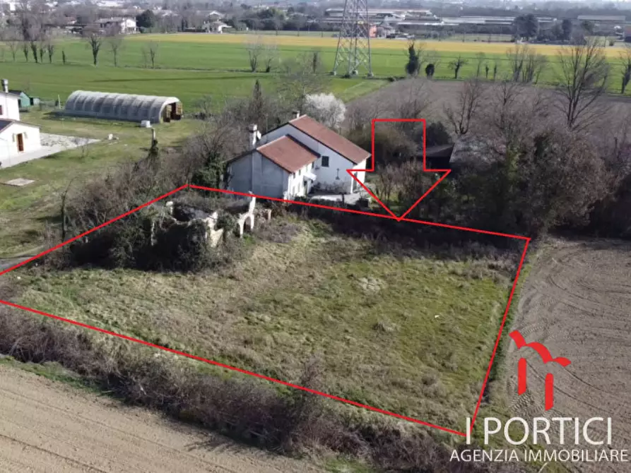 Immagine 1 di Rustico / casale in vendita  in Via Tiziano a Scorzè