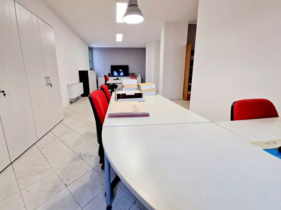 Immagine 3 di Ufficio in vendita  in via argine restara a Este