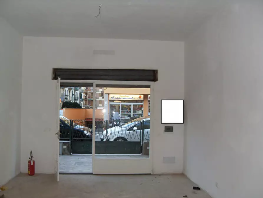 Immagine 3 di Negozio in affitto  in VIA VERDI a Scandicci