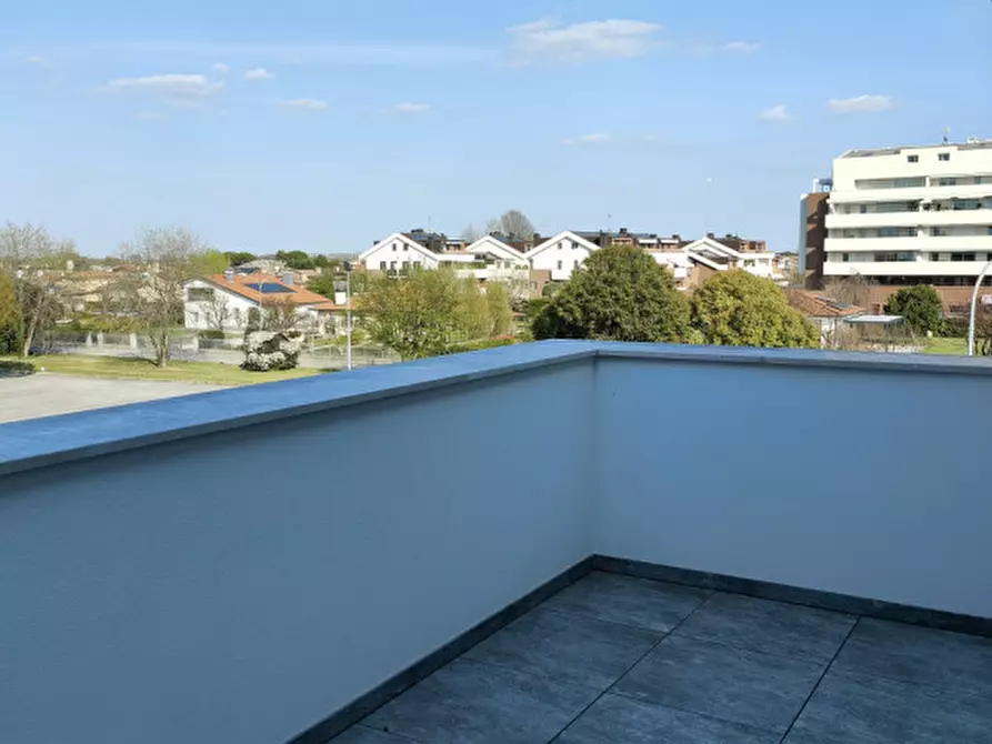 Immagine 10 di Attico in vendita  in Via Venezia a Vigonza