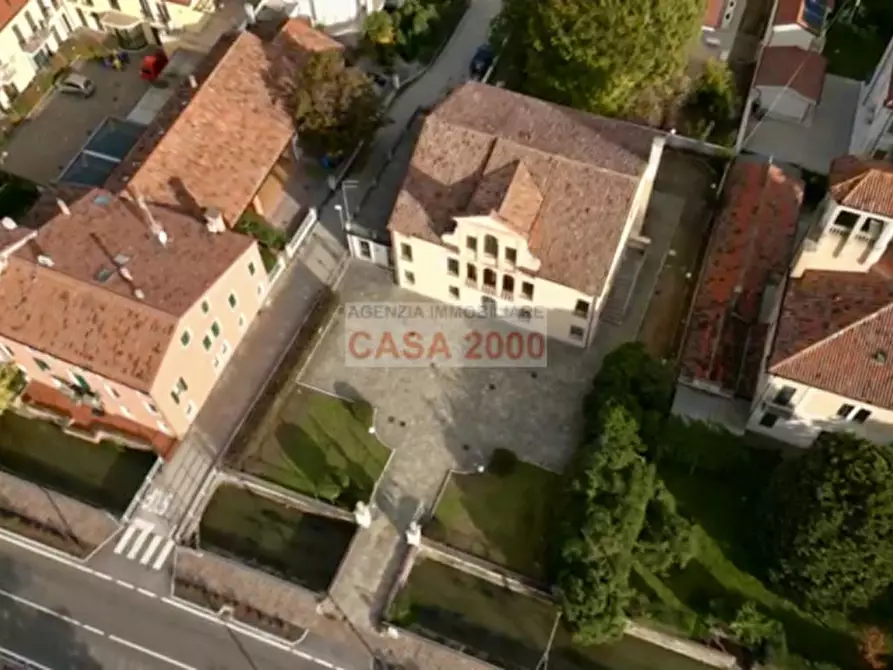 Immagine 3 di Villa in vendita  in via trento trieste 15 a Camposampiero