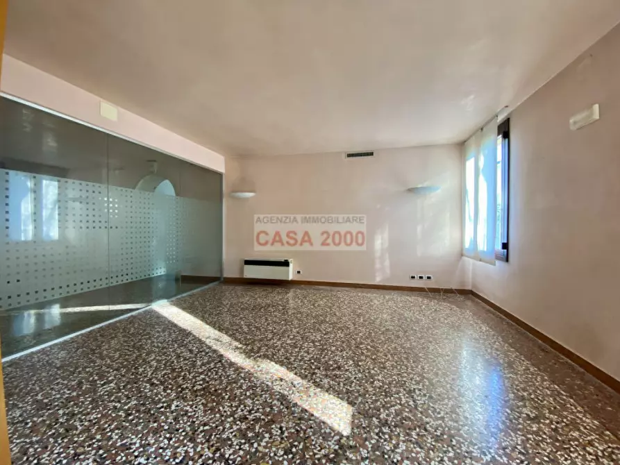 Immagine 28 di Villa in vendita  in via trento trieste 15 a Camposampiero