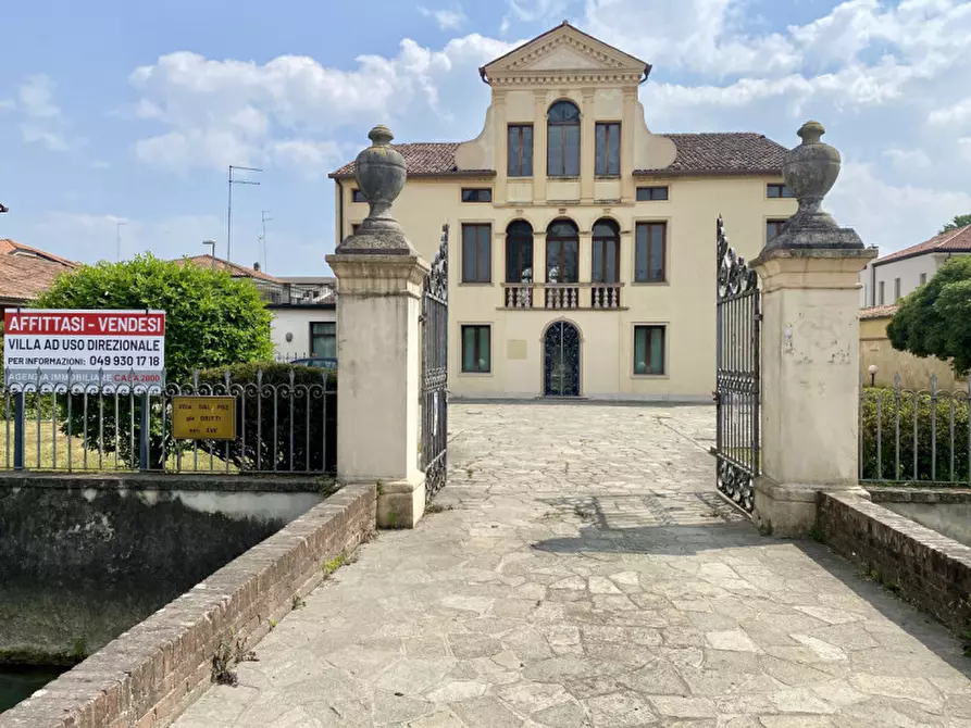 Immagine 53 di Villa in vendita  in via trento trieste 15 a Camposampiero