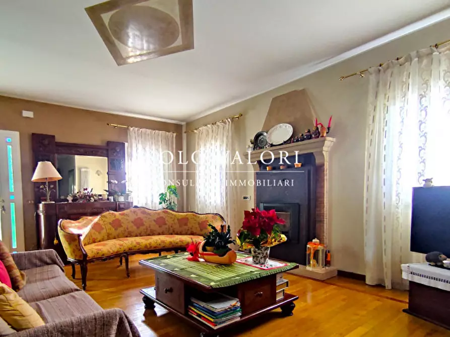 Immagine 1 di Villa in vendita  a Vedelago