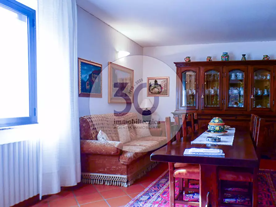 Immagine 6 di Casa indipendente in vendita  in montecchio a Castiglion Fiorentino