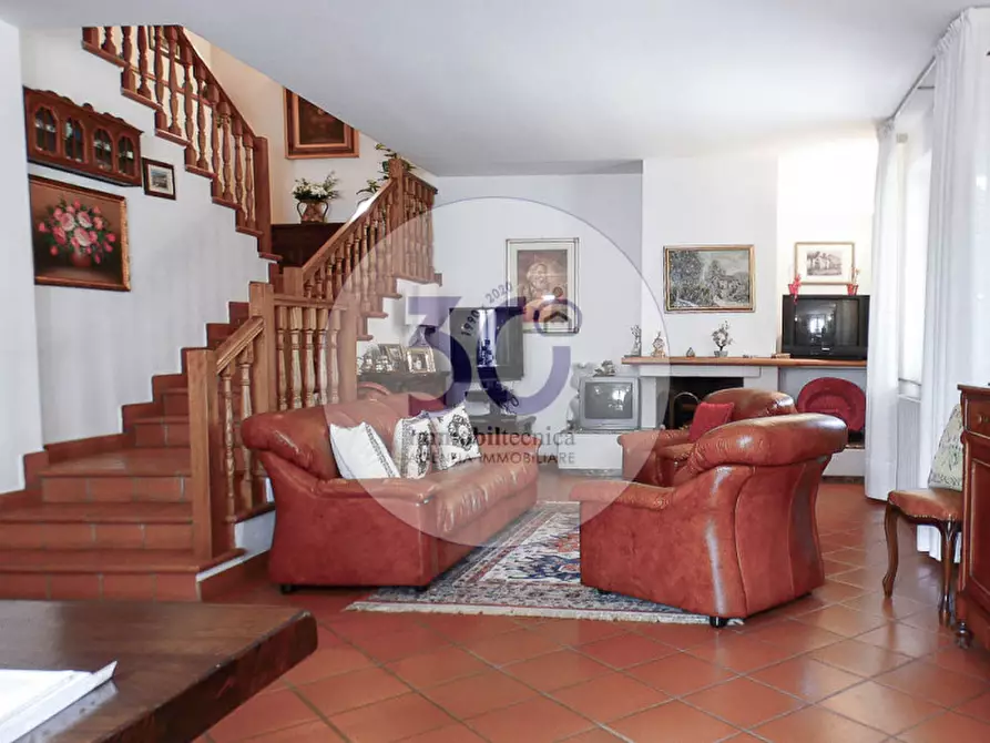 Immagine 7 di Casa indipendente in vendita  in montecchio a Castiglion Fiorentino