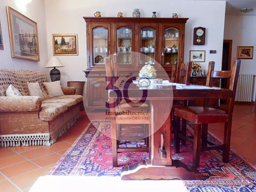 Immagine 13 di Casa indipendente in vendita  in montecchio a Castiglion Fiorentino