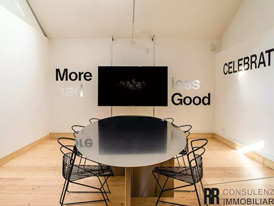 Immagine 7 di Ufficio in vendita  in Via Meucci a Verona