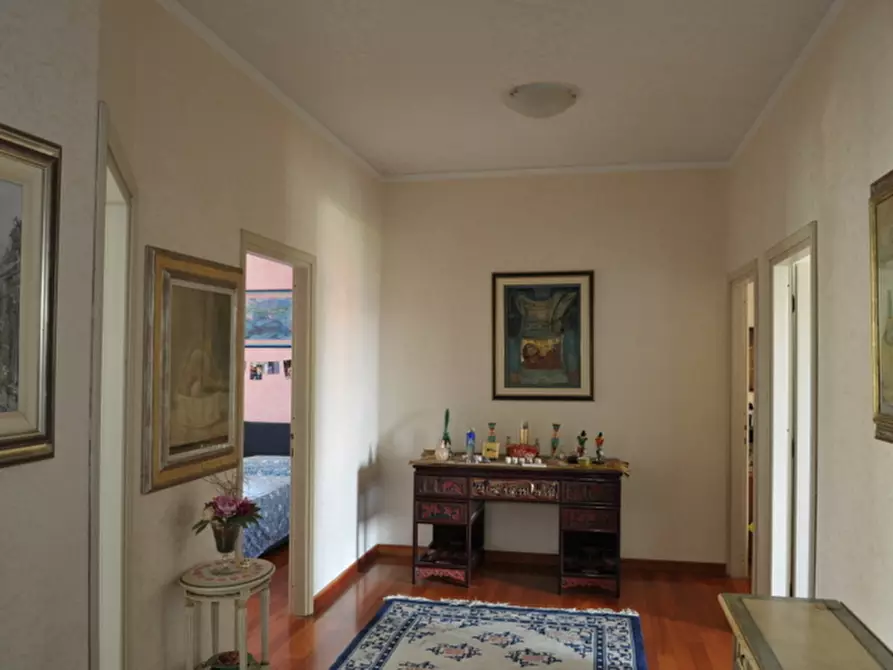 Immagine 15 di Villa in vendita  a Monzambano