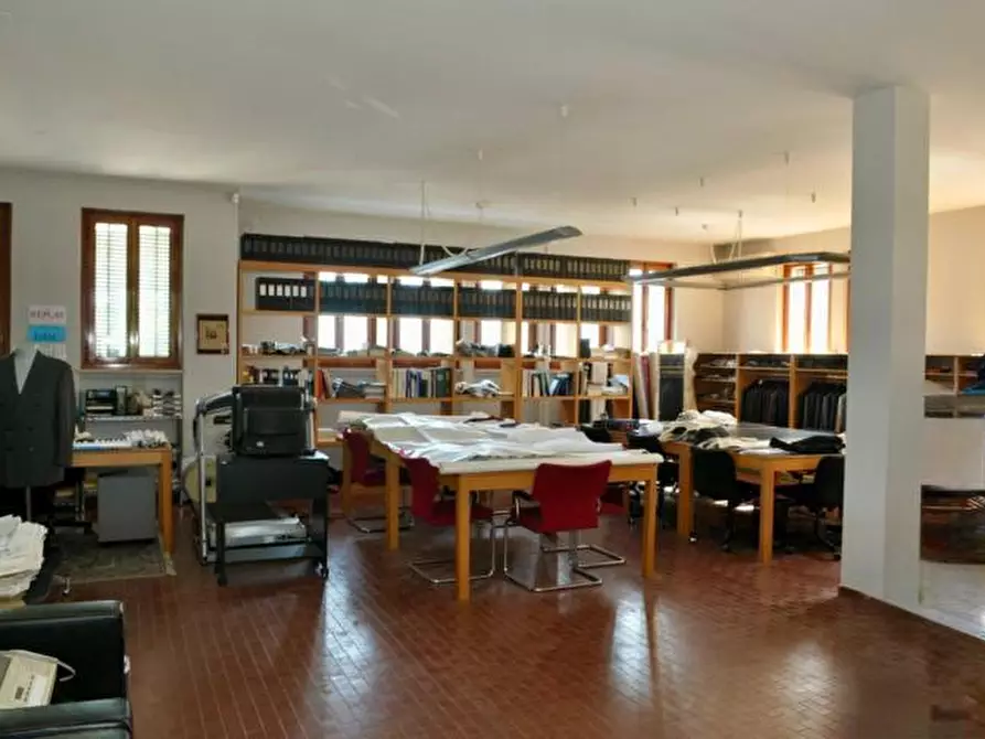 Immagine 30 di Villa in vendita  a Monzambano