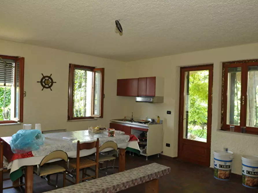 Immagine 33 di Villa in vendita  a Monzambano