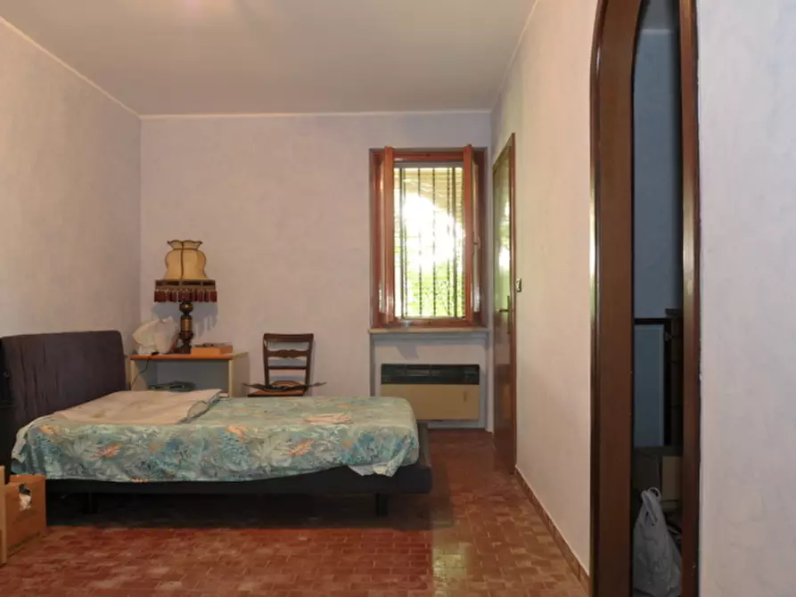 Immagine 34 di Villa in vendita  a Monzambano